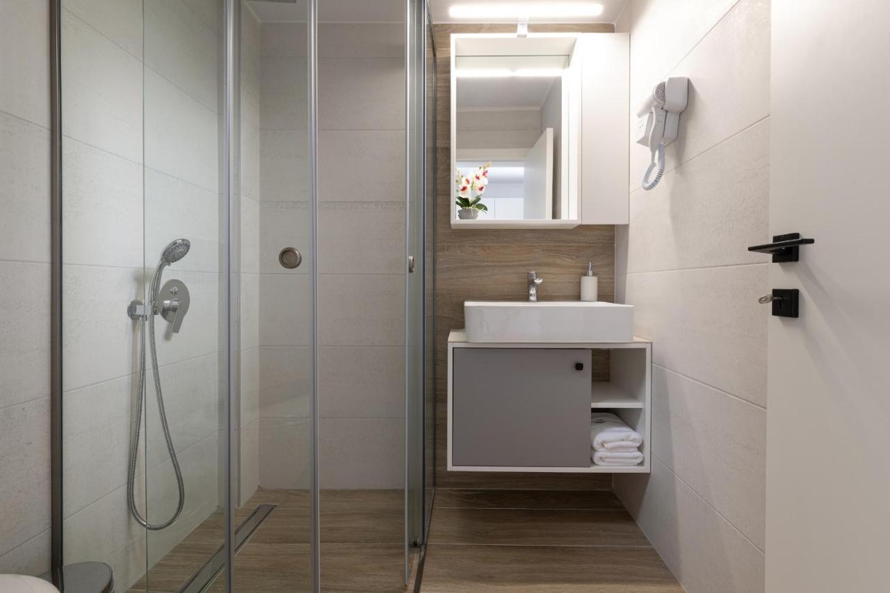 Sky Luxury Suites 萨尔蒂 外观 照片